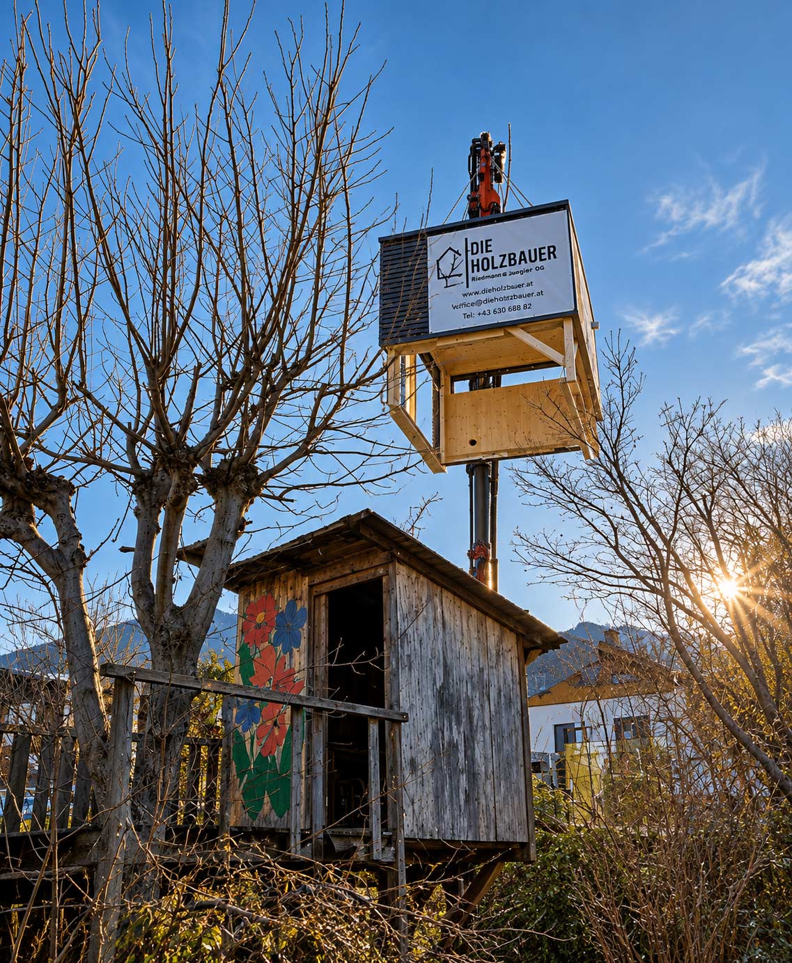 Sauna wird mit Kran geliefert